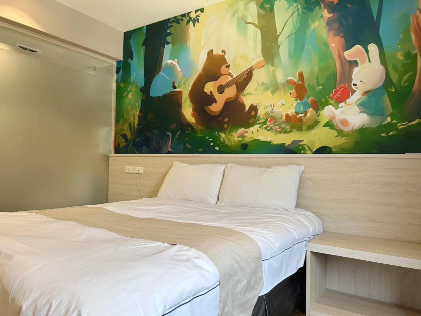 Dazz Inn Taichung Bagian luar foto